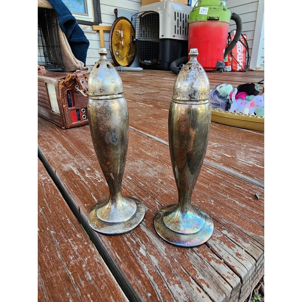 Vintage Antique Silverplate Salt And‎ Pepper Shakers W.B. MFC Co. #B-48